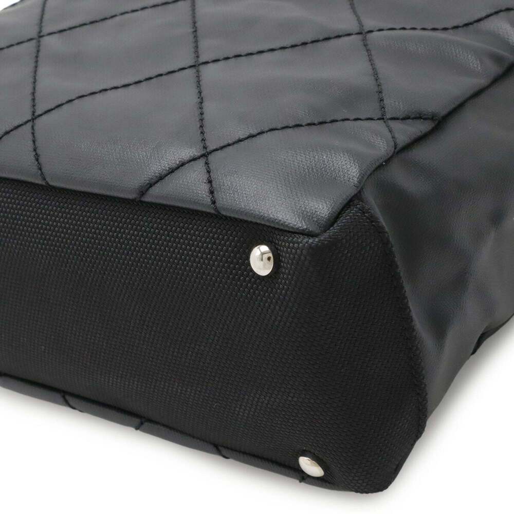 CHANEL Black Leather Shoulder Bag - Picture 4 of 10